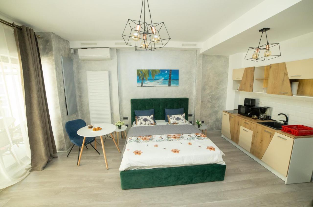 Studio 60 By The Beach Mamaia, Free Parking Casa Del Mar 外观 照片
